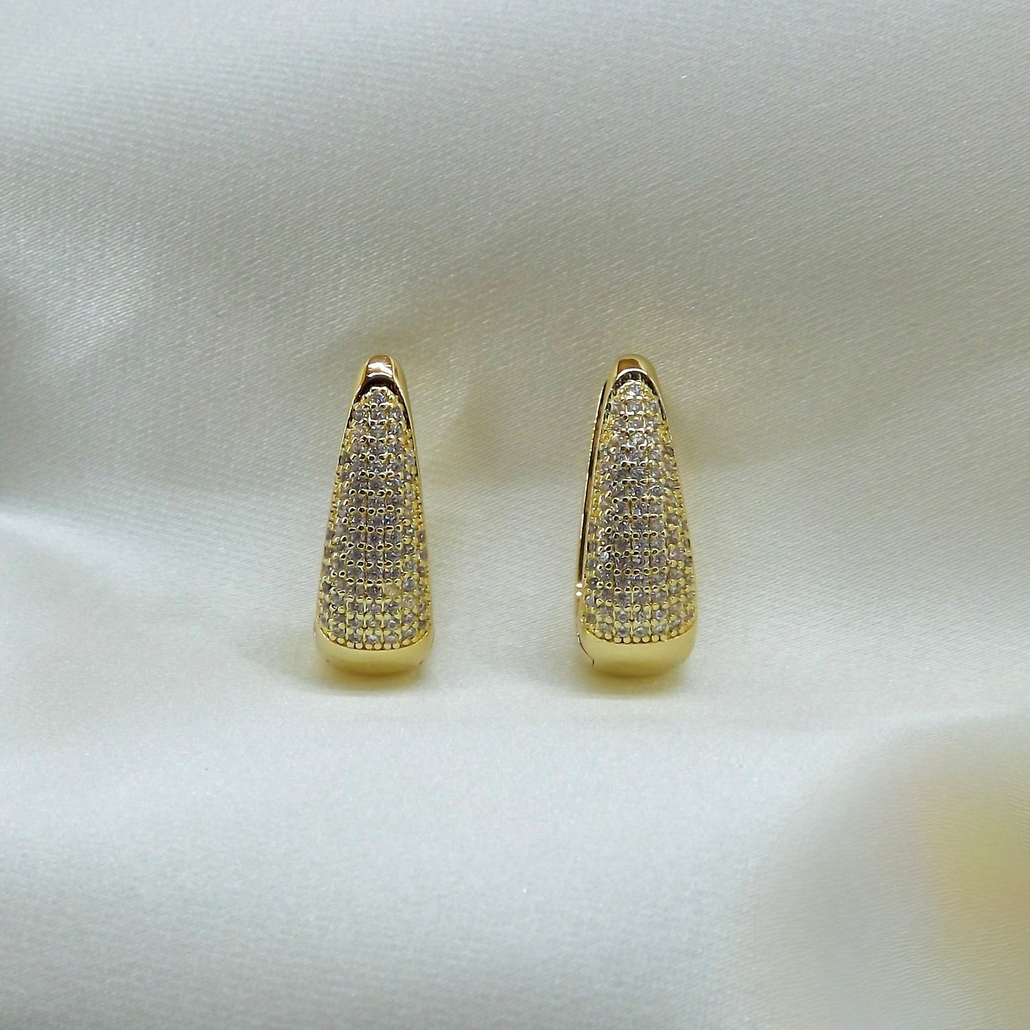 Çelik | Pear Halka Küpe