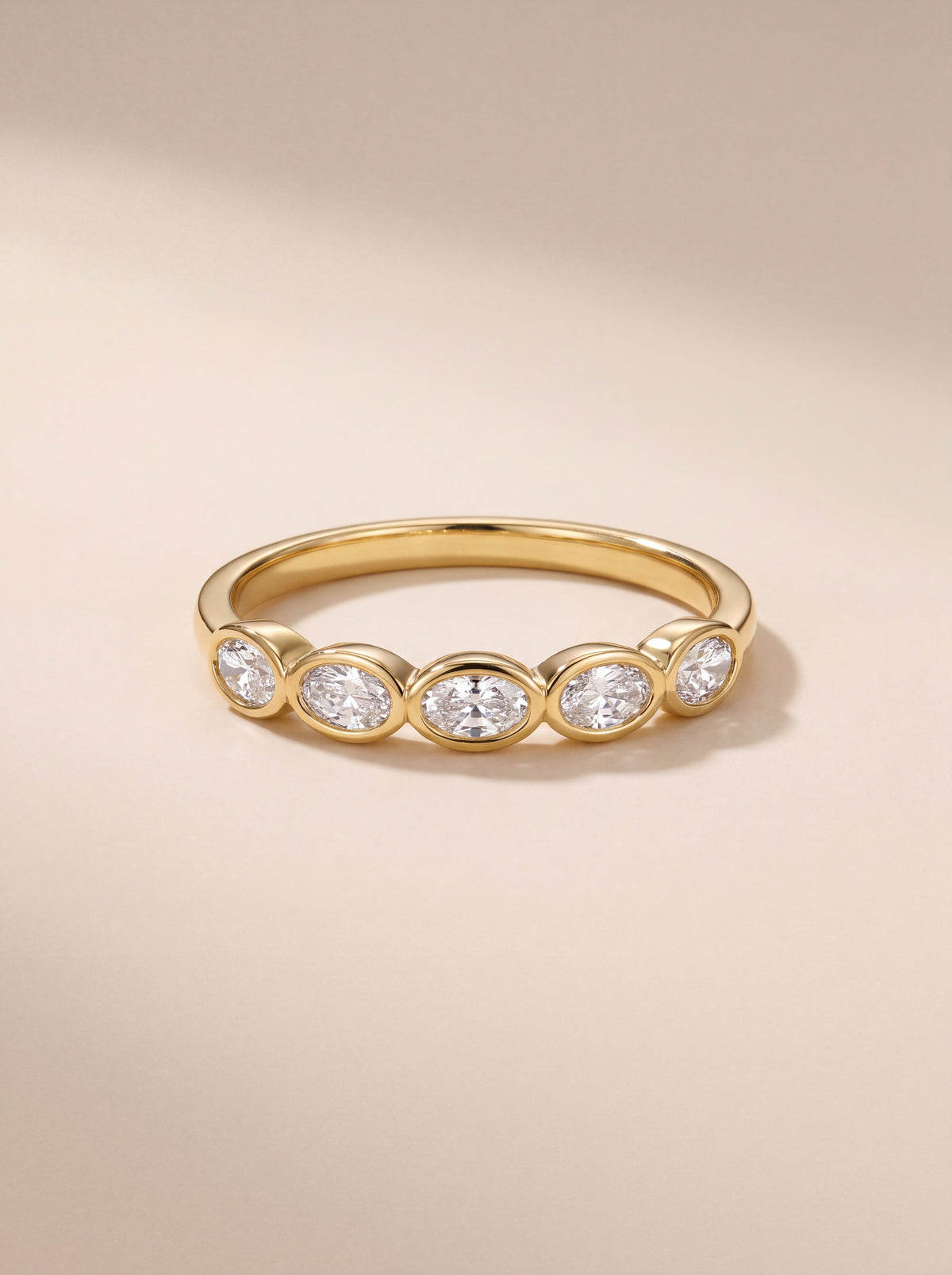 Mira Mini Oval Yüzük